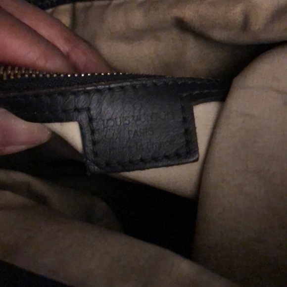 Authentic Louis vuitton bag - Picture 12 of 16